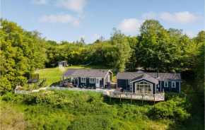 6 Bedroom Amazing Home In Malling